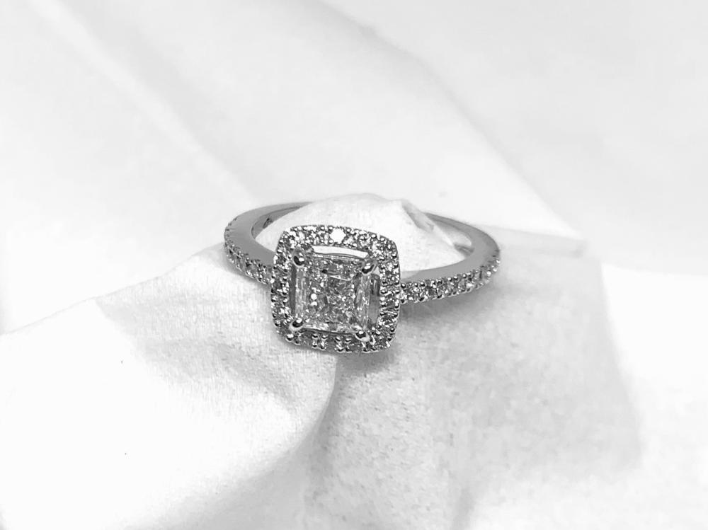 Bague or blanc, diamants