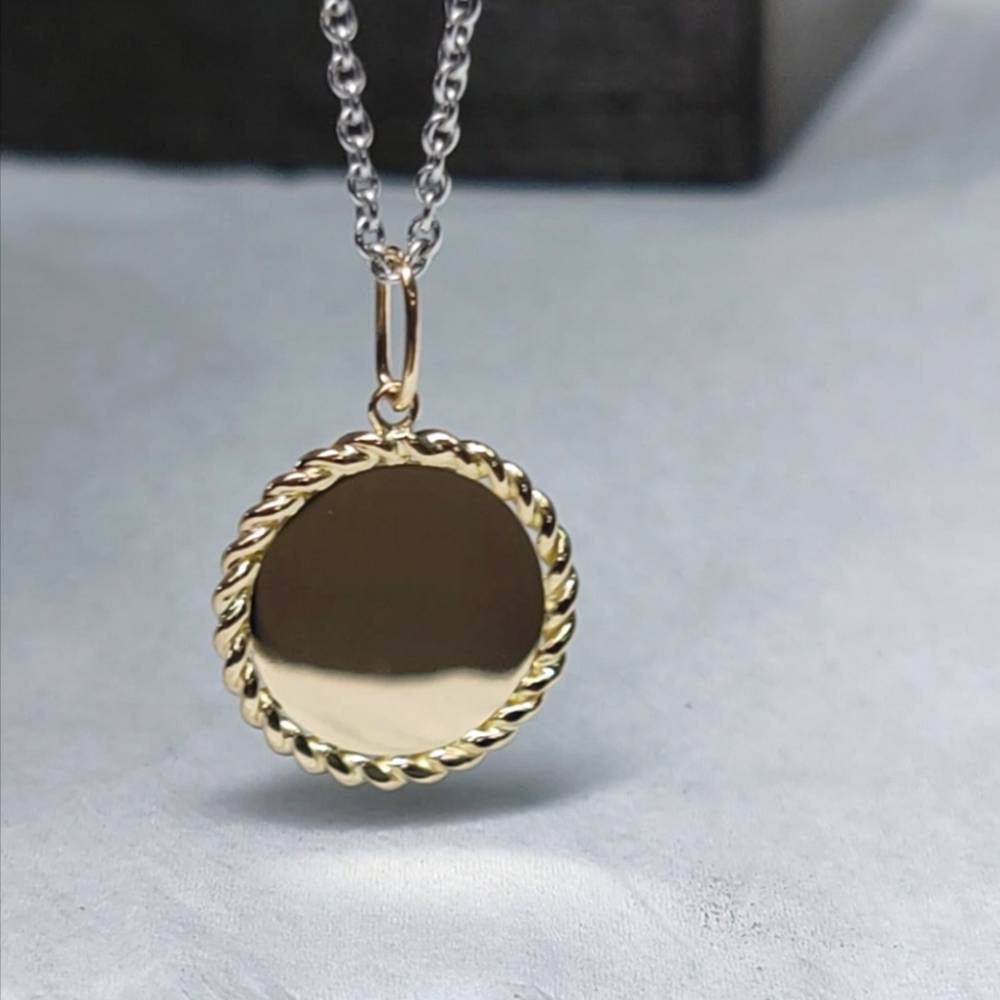 Médaille torsadée or jaune