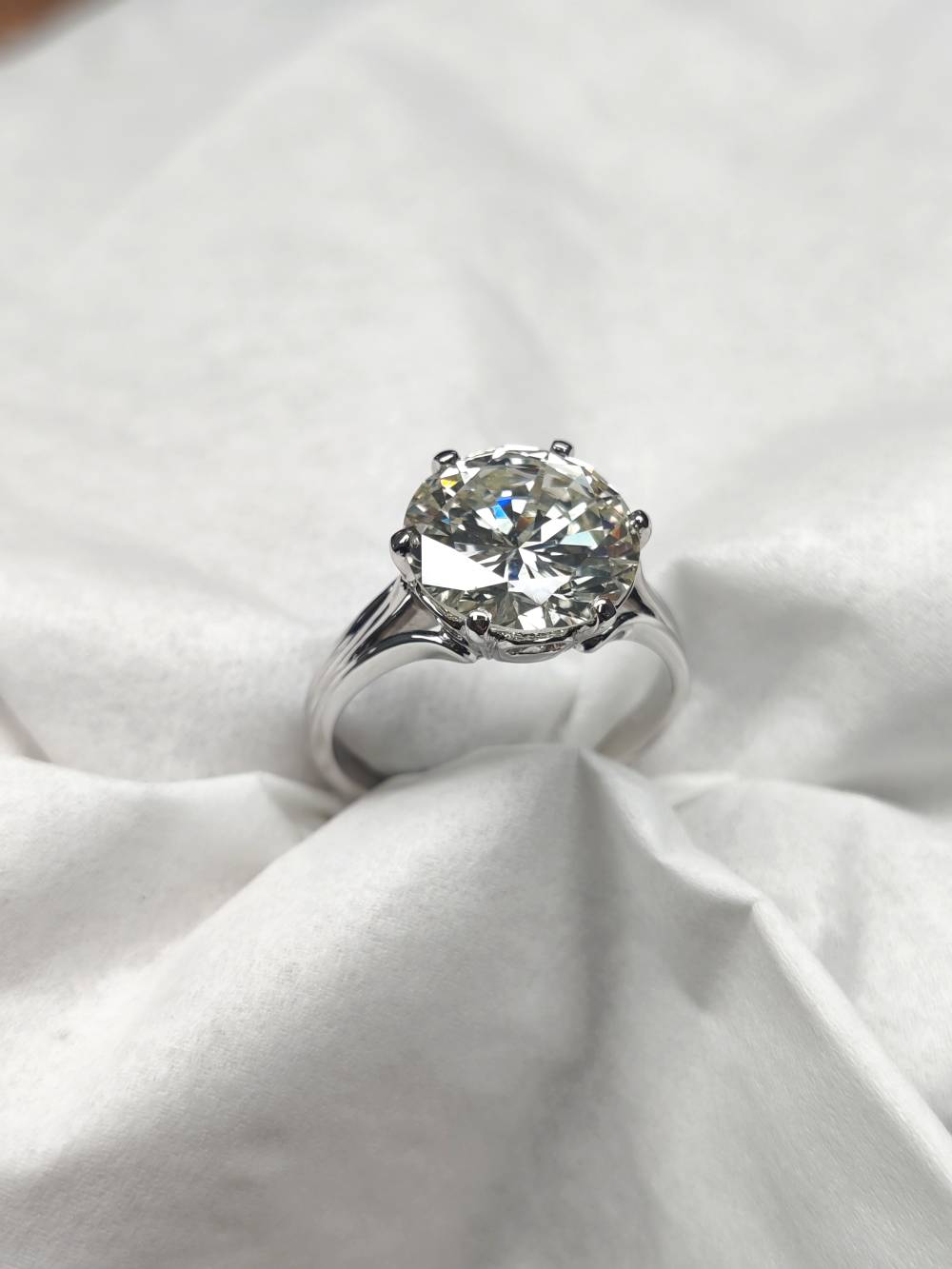 Solitaire fourche or blanc et diamant