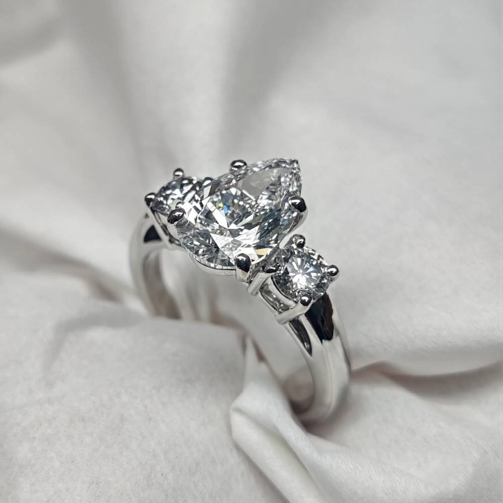 Solitaire or blanc diamants de laboratoire_